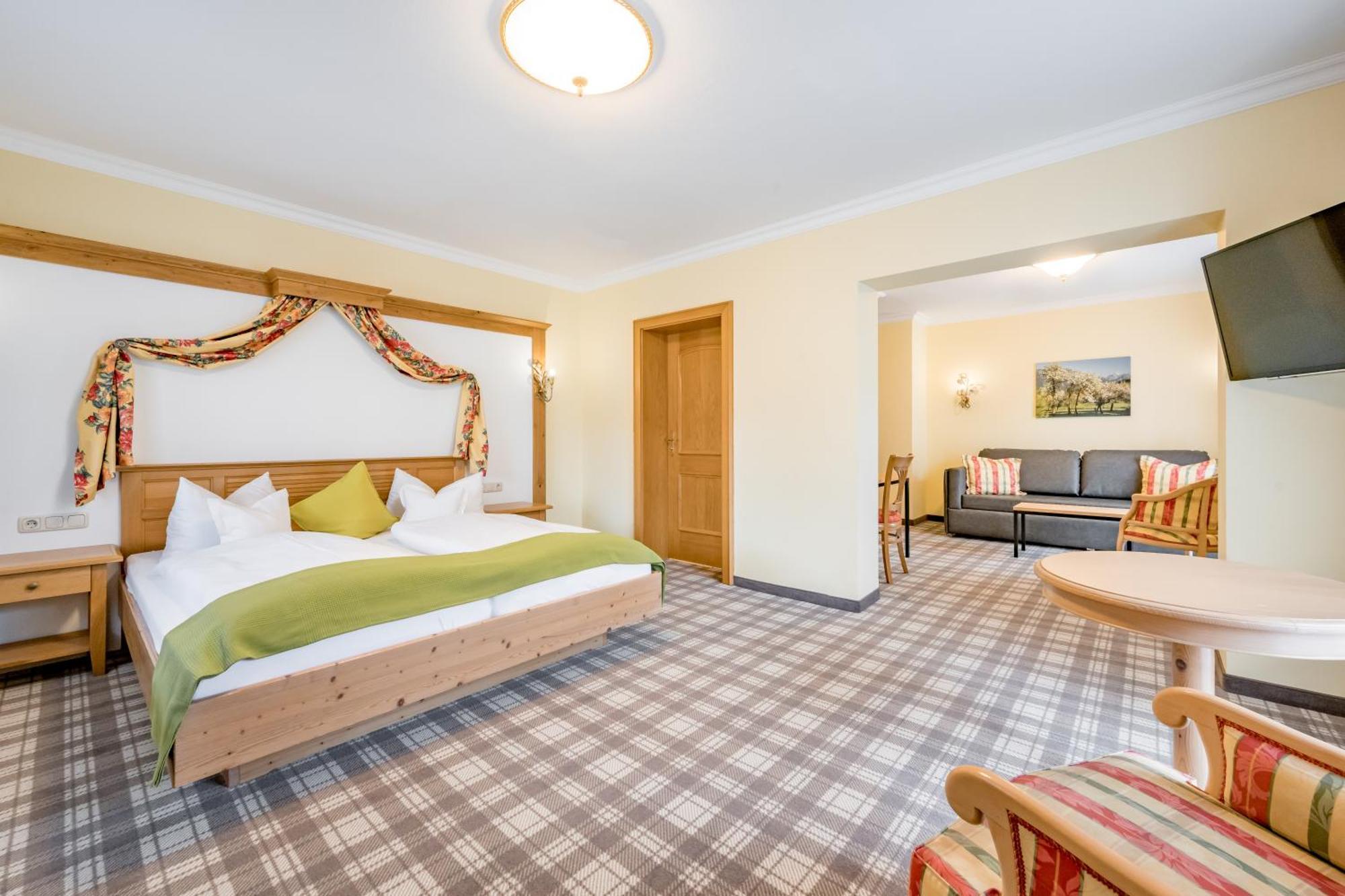 Hotel Ruhpoldinger Hof Pokoj fotografie