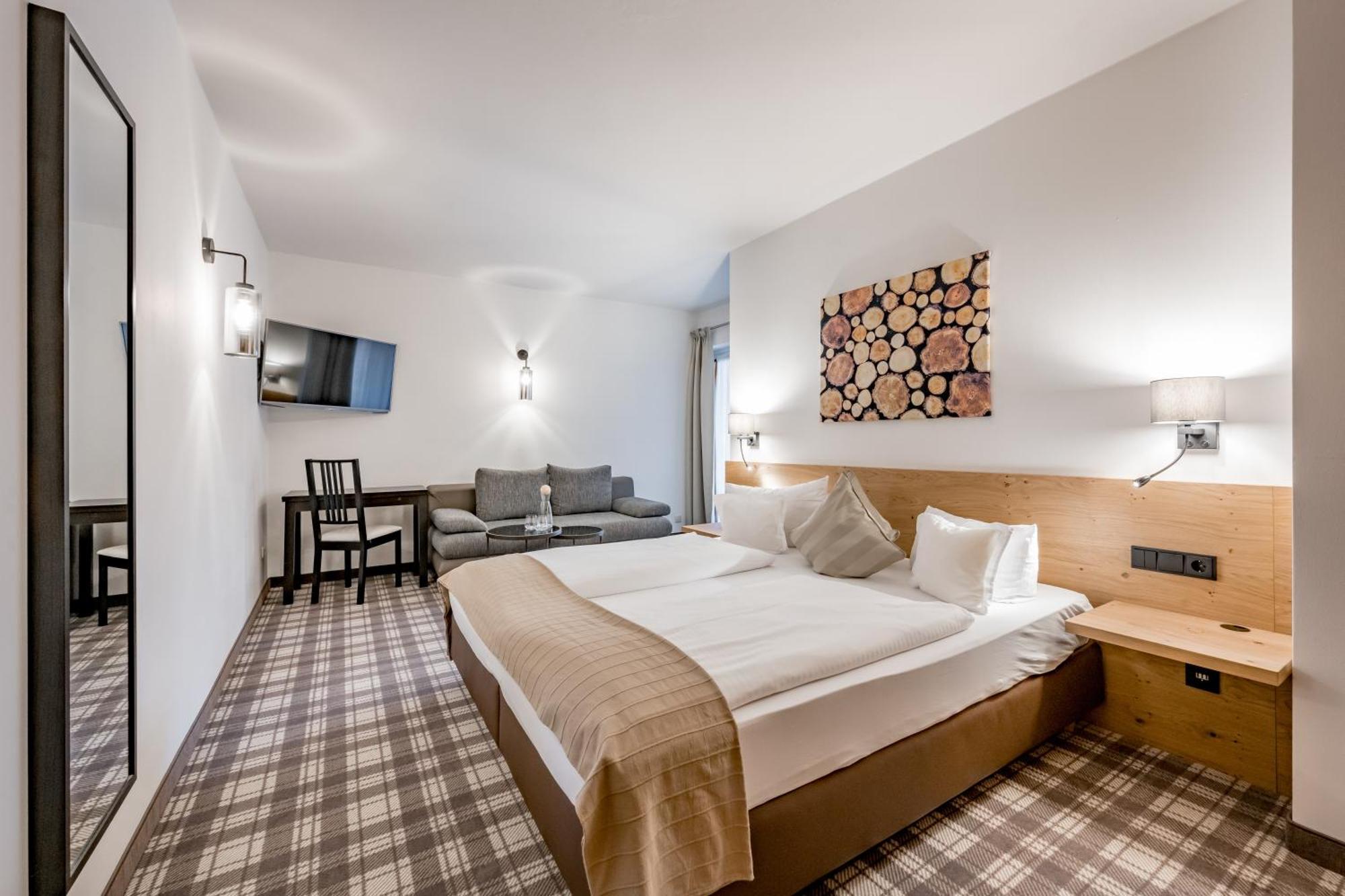 Hotel Ruhpoldinger Hof Pokoj fotografie