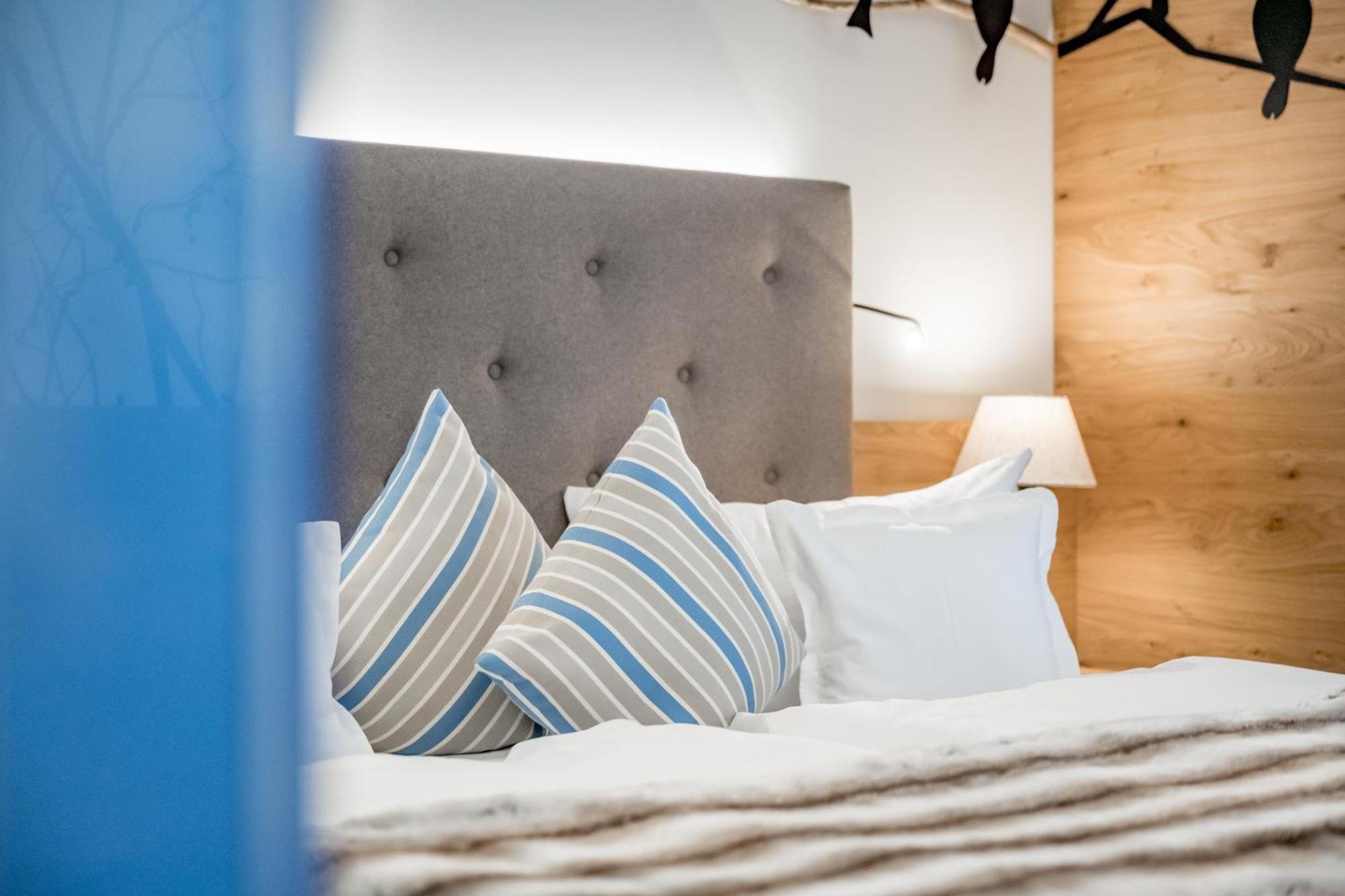 Hotel Ruhpoldinger Hof Pokoj fotografie
